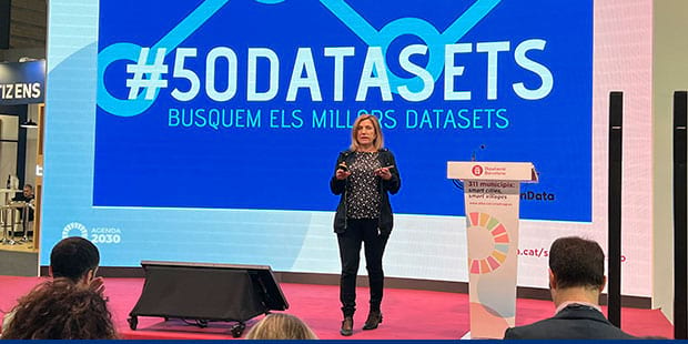 Lourdes Muñoz presentant el rànquing de millors iniciatives de dades obertes