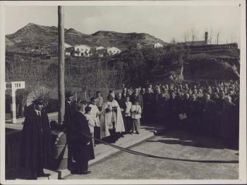 Inauguració del pont dels Anglesos a Borgonyà, 1955. Autor: Carlos Pérez de Rozas. Arxiu Municipal de Sant Vicenç de Torelló.